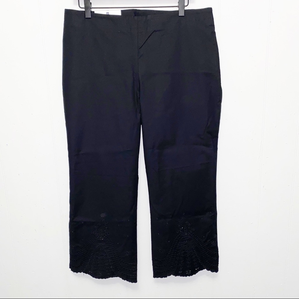 Gap Black Eyelet Lace Cropped Cotton Casual Pants